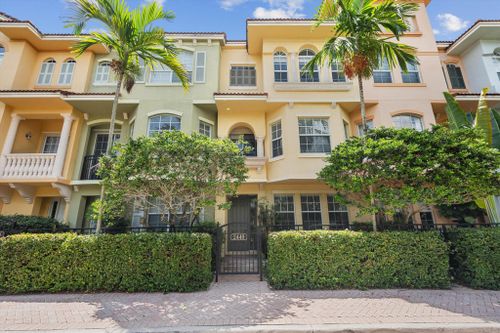 2449 San Pietro Circle, Palm Beach Gardens, FL, 33410 | Card Image