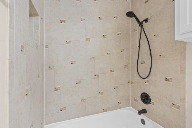 1404 Ranchview Ct, House other with 3 bedrooms, 3 bathrooms and null parking in Carrollton TX | Image 18