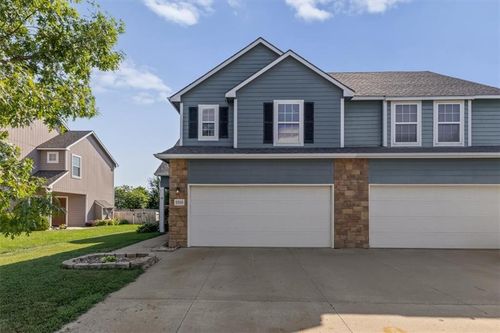 2350 Surrey Drive, Lawrence, KS, 66046 | Card Image