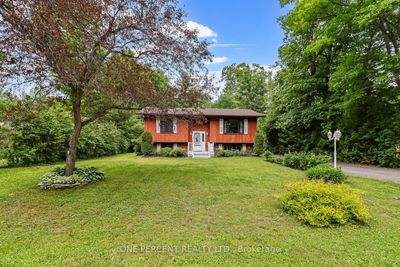 314 Riverside Dr, House other with 3 bedrooms, 1 bathrooms and 6 parking in Bobcaygeon ON | Image 2