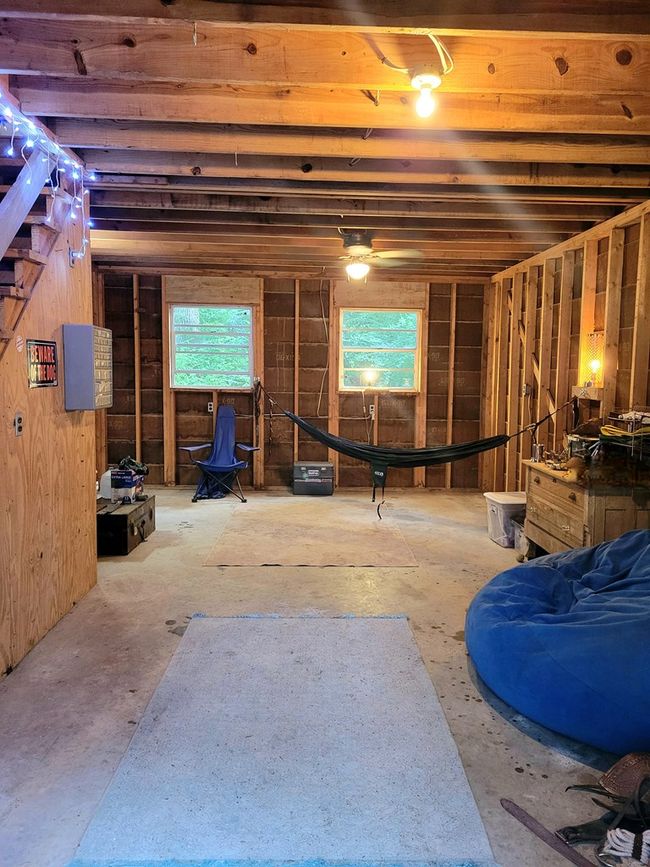 2 Story Studio | Image 97