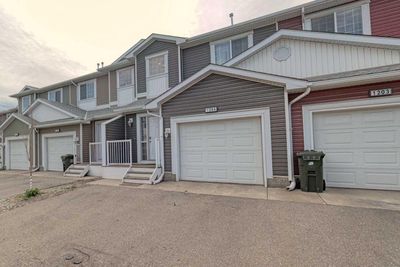 1204 - 800 Yankee Valley Blvd Se, Home with 3 bedrooms, 3 bathrooms and 3 parking in Airdrie AB | Image 2