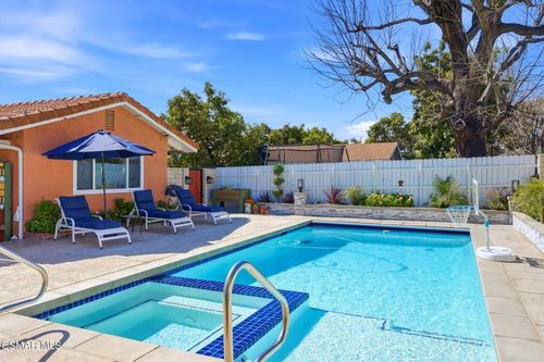 3279 Avenida Simi, Simi Valley, CA, 93063-1002 | Card Image