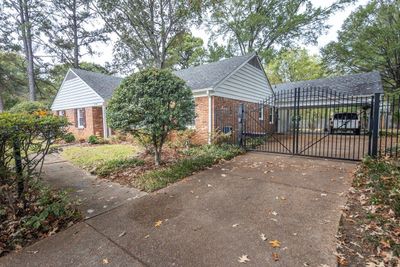 7590 Ashworth Rd, House other with 3 bedrooms, 2 bathrooms and null parking in Germantown TN | Image 2