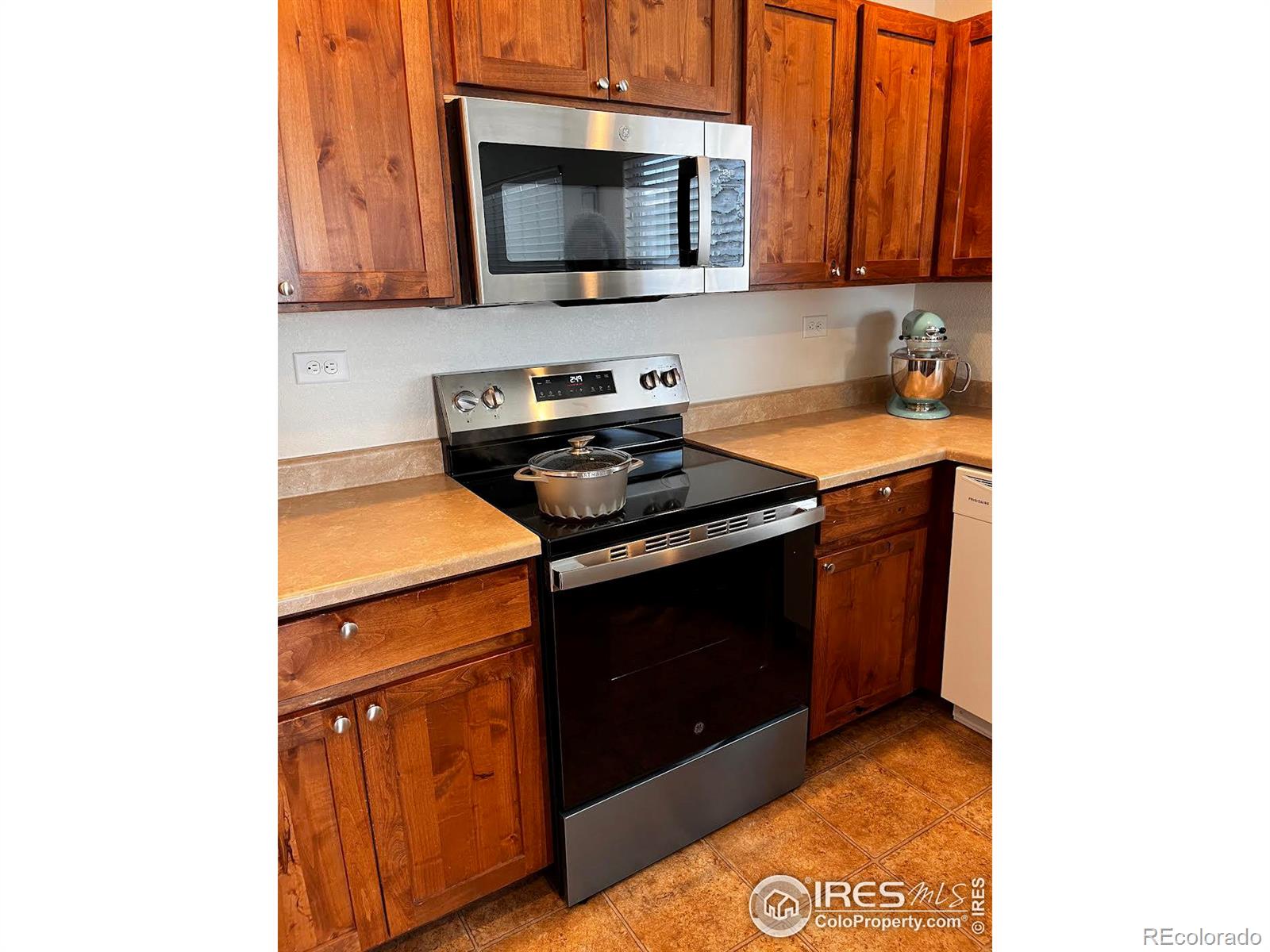 Kendalbrook Dr, Windsor, CO 80550