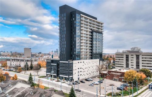 {{alt}} | Card Image