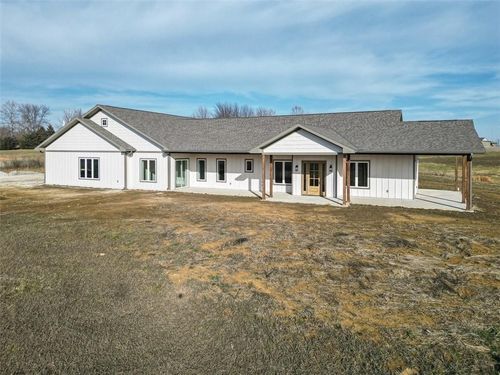 12314 222nd St, Linwood, KS, 66052-4104 | Card Image