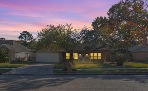 9810 Ellen St, Baytown, TX, 77521-5059 | Card Image