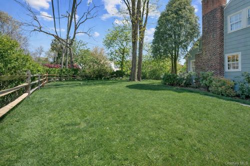 53 Sheldrake Ave, Larchmont, NY, 10538-1305 | Card Image