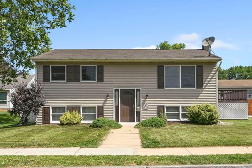 103 W Walnut St, CLEONA, PA, 17042-3256 | Card Image