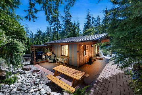 40-6574 Baird Rd, Port Renfrew, BC, V0S1K0 | Card Image