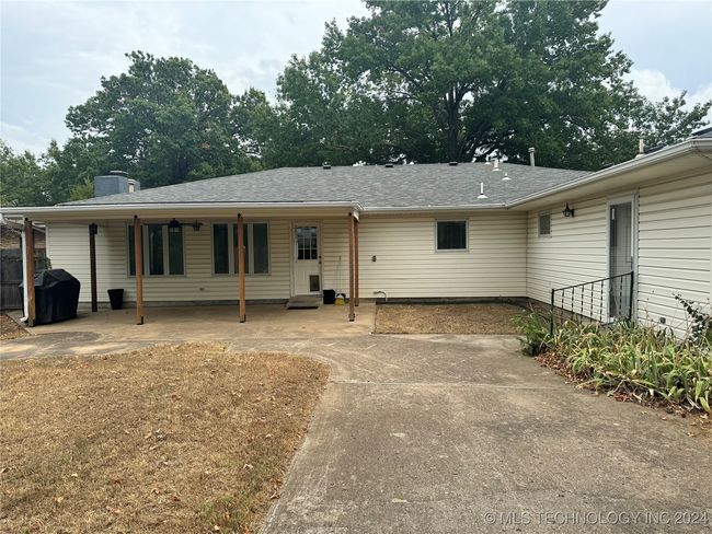 1335 N Mcfarland Pl, House other with 3 bedrooms, 3 bathrooms and null parking in Claremore OK | Image 42