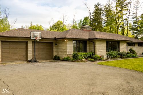 1863 W Country Club Rd, Connersville, IN, 47331-9670 | Card Image