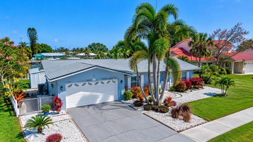 563 Lewis Blvd Se, ST PETERSBURG, FL, 33705-4100 | Card Image