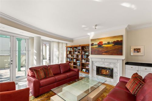 apt-503-610 Valencia Ave, Coral Gables, FL, 33134-5634 | Card Image