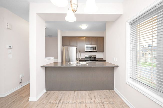 11 Ladybell Lane, House attached with 2 bedrooms, 3 bathrooms and 1 parking in Hannon ON | Image 14