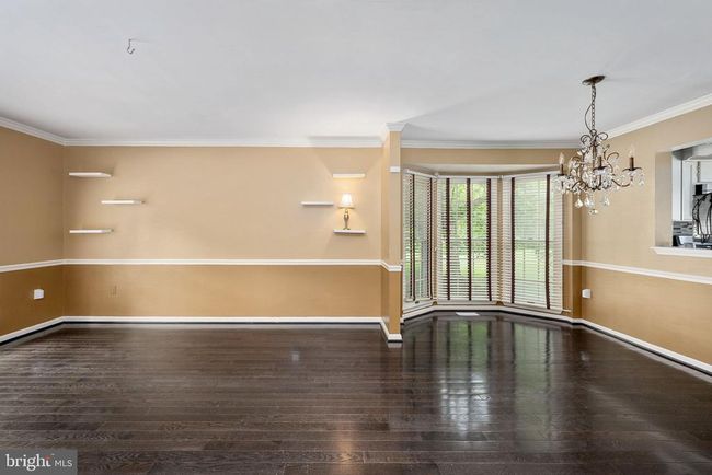 12329 Manchester Way, Townhouse with 3 bedrooms, 4 bathrooms and null parking in WOODBRIDGE VA | Image 6