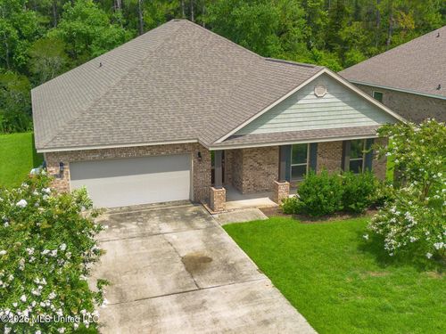 10749 Chapelwood Dr, Gulfport, MS, 39503-8374 | Card Image