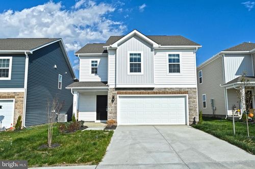 157 Schyrock Dr, STEPHENS CITY, VA, 22655-2516 | Card Image