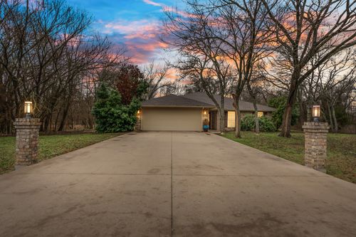 12213 Rolling Oaks Dr, Whitney, TX, 76692-5488 | Card Image