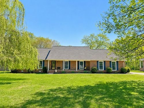 105 Safley Ct, Tullahoma, TN, 37388-5005 | Card Image
