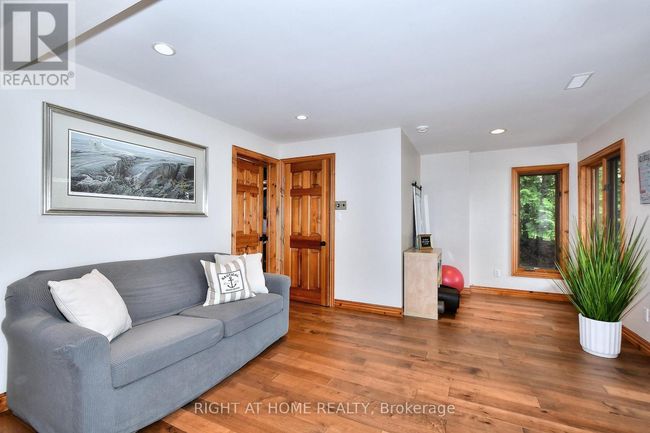 9 Lawson Court, House other with 3 bedrooms, 3 bathrooms and 8 parking in Kawartha Lakes (Omemee) ON | Image 35