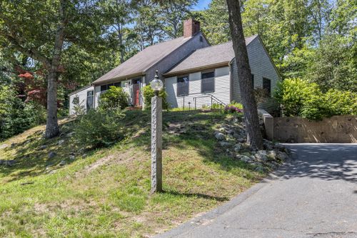 19 Ridgewood Rd, Orleans, MA, 02653-4612 | Card Image