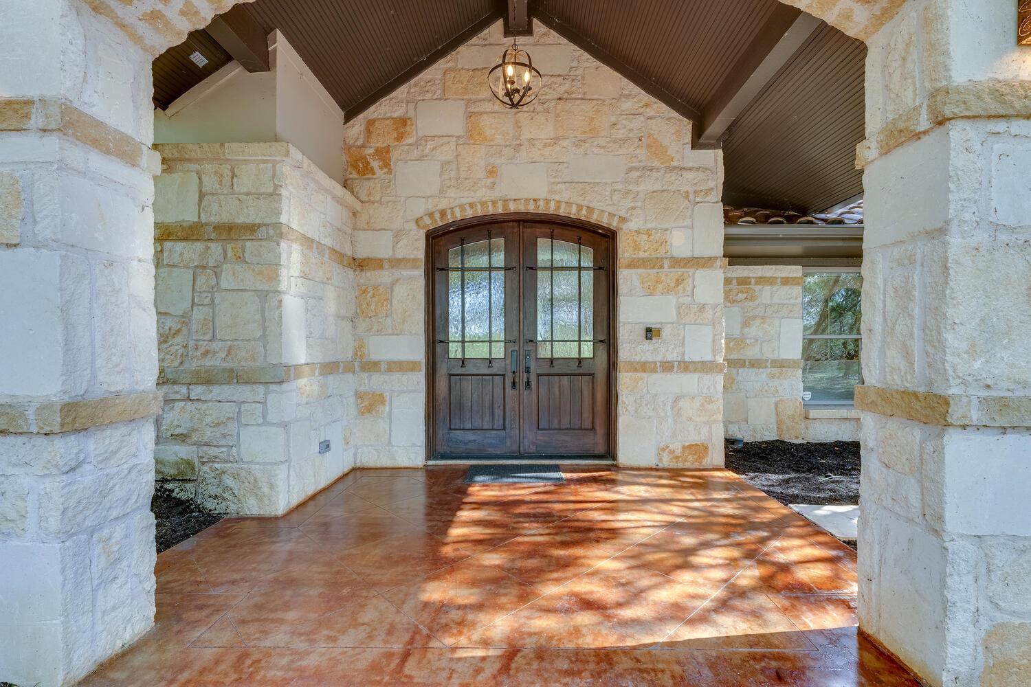 Residential Lease in Spicewood 2