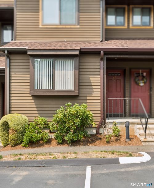 47-115 Fillow St, Norwalk, CT, 06850-2844 | Card Image