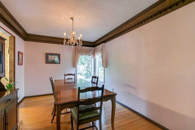 216 Canterbury Pl Sw, House detached with 4 bedrooms, 3 bathrooms and 4 parking in Calgary AB | Image 7
