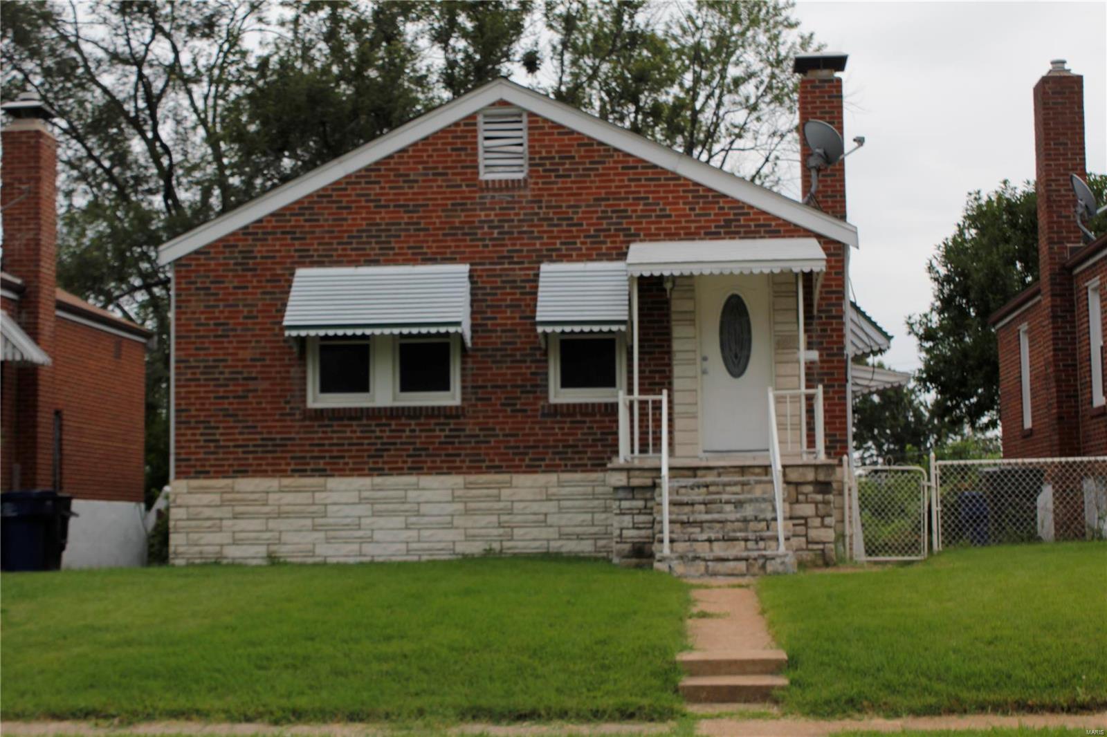 Leona St, Saint Louis, MO 63116