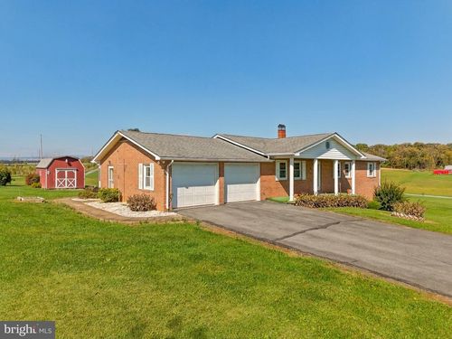 836 Hites Rd, STEPHENS CITY, VA, 22655-5427 | Card Image