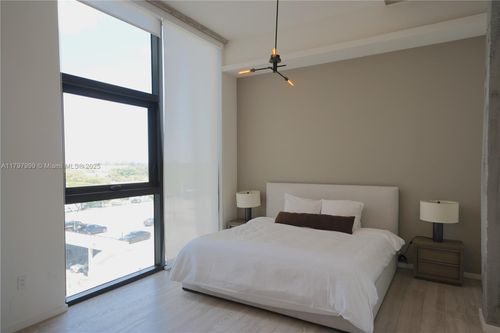 apt-404-7920 Ne 2nd Ave, Miami, FL, 33138-4472 | Card Image