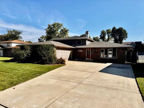 2529 James Dr, Dyer, IN, 46311-2227 | Card Image