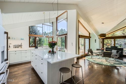 8 Charolais Cir, Edwards, CO, 81632-5100 | Card Image