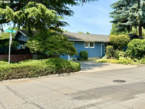 5235 Se 32nd Ave, Portland, OR, 97202-4309 | Card Image