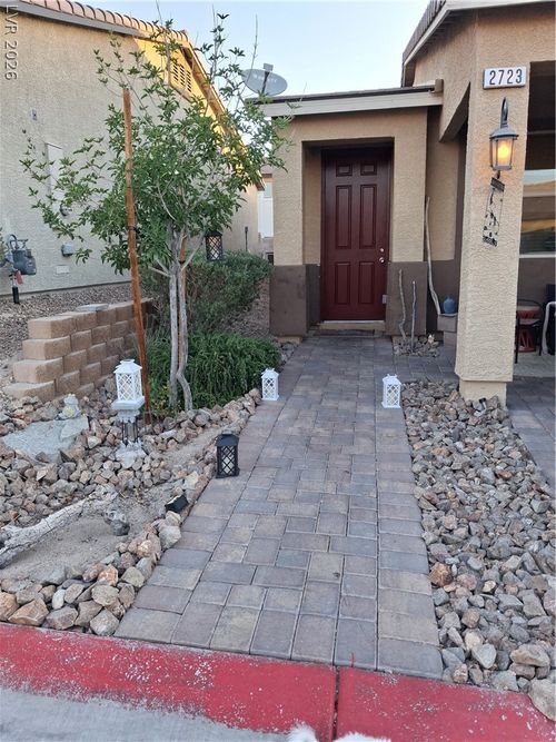 2723 Chinaberry Hill St, Laughlin, NV, 89029-1023 | Card Image