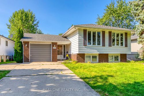 604 Bridle Wood, Burlington, ON, L7L4C7 | Card Image