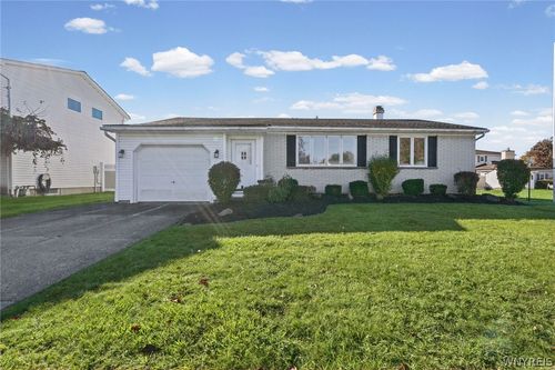 17 Bellwood Ln, Depew, NY, 14043-1703 | Card Image