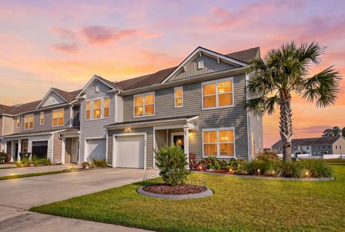 686 Hilchot Dr, Summerville, SC, 29486-2426 | Card Image