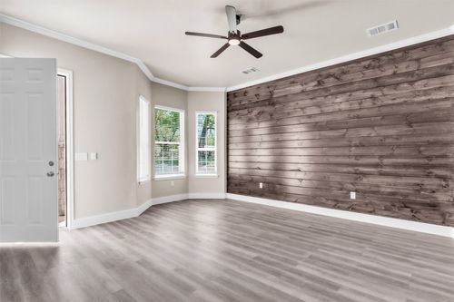 407 Henderson St, Bonham, TX, 75418-4735 | Card Image