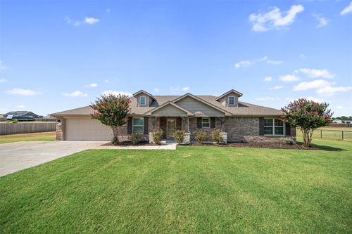 7243 Veal Station Rd, Weatherford, TX, 76085-3735 | Card Image