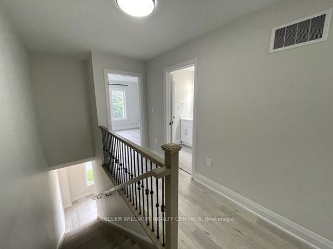442 Veterans Dr, House attached with 2 bedrooms, 3 bathrooms and 1 parking in Barrie ON | Image 12
