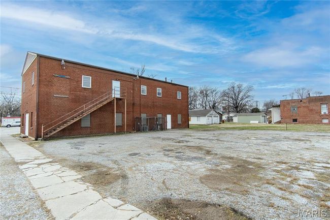 2334 E 25 Th St, House other with 0 bedrooms, 0 bathrooms and null parking in Granite City IL | Image 7