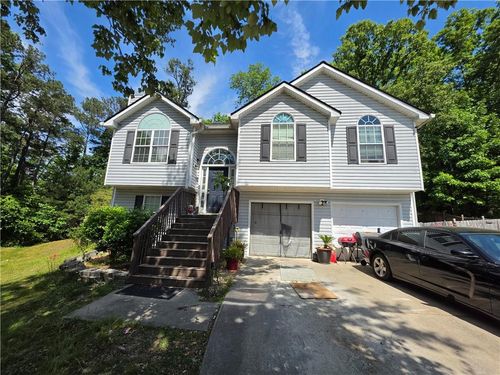 2840 Two Lake Cir, South Fulton, GA, 30349-8206 | Card Image