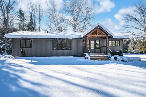 2764 Fairgrounds Rd, Severn, ON, L3V0Y2 | Card Image