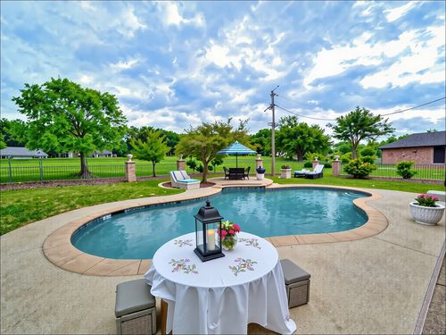 907 Red Oak Creek Dr, Ovilla, TX, 75154-3615 | Card Image