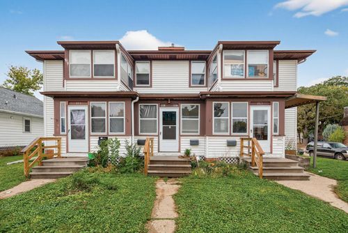 885 Ottawa Ave, West Saint Paul, MN, 55118-1121 | Card Image