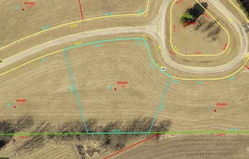 1071 Peter Dr, Dixon, IL, 61021-8305 | Card Image