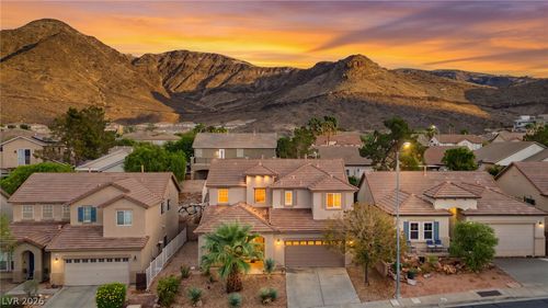 721 Pacific Cascades Dr, Henderson, NV, 89012-5805 | Card Image